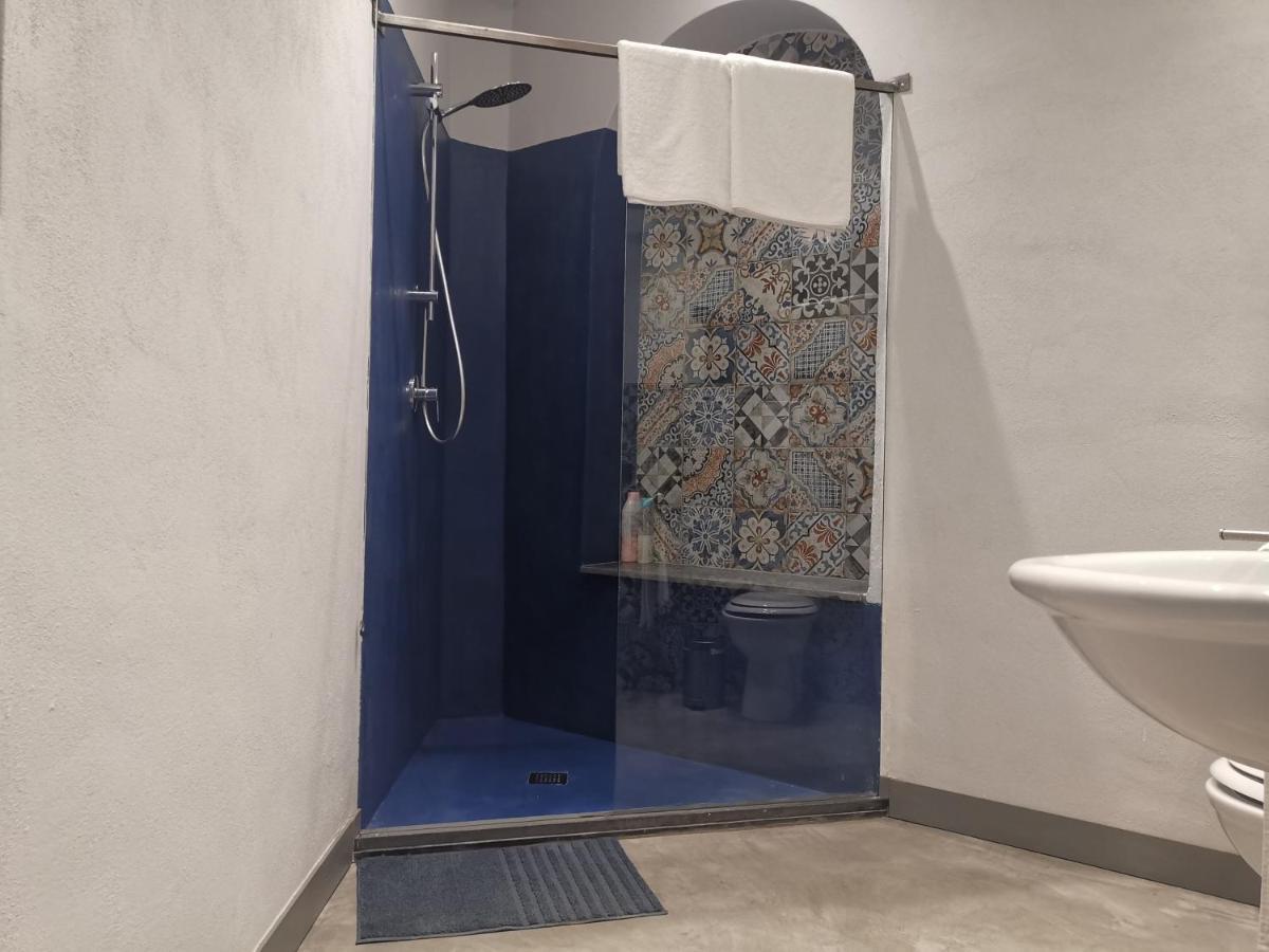 Palazzo Geremia - Le Dimore Dell'Antiquario Apartment Acireale Bagian luar foto