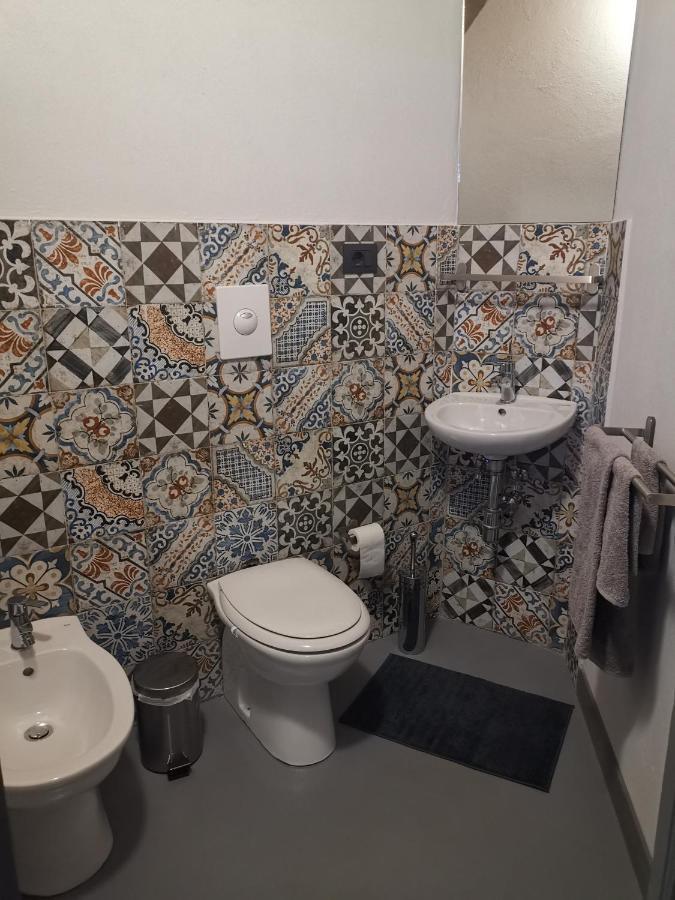 Palazzo Geremia - Le Dimore Dell'Antiquario Apartment Acireale Bagian luar foto