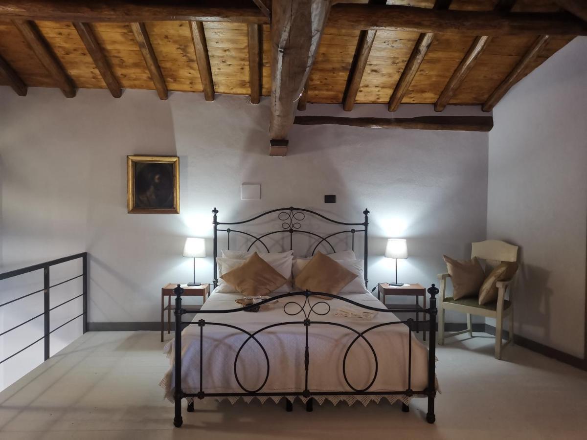 Palazzo Geremia - Le Dimore Dell'Antiquario Apartment Acireale Bagian luar foto