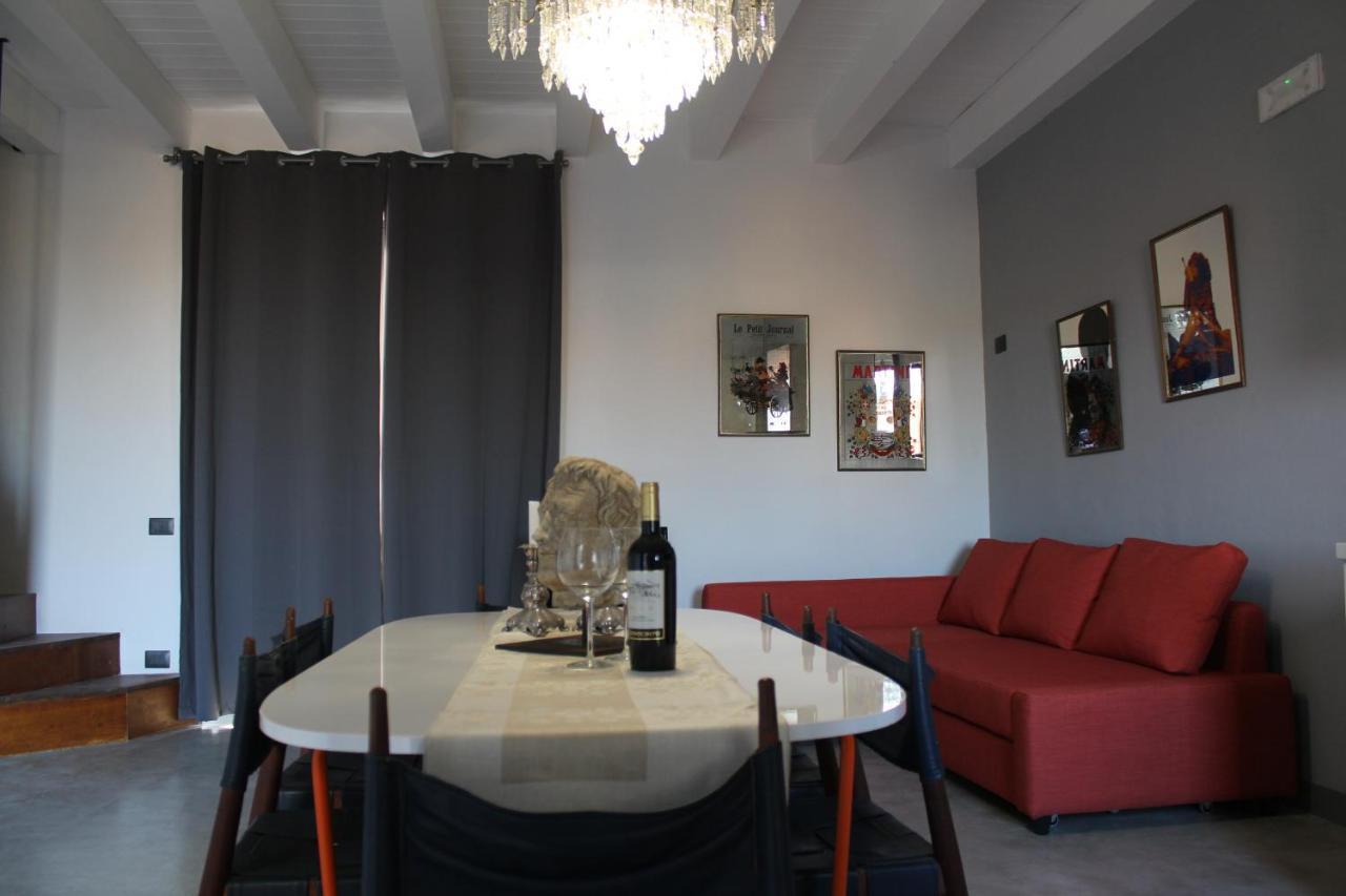 Palazzo Geremia - Le Dimore Dell'Antiquario Apartment Acireale Bagian luar foto