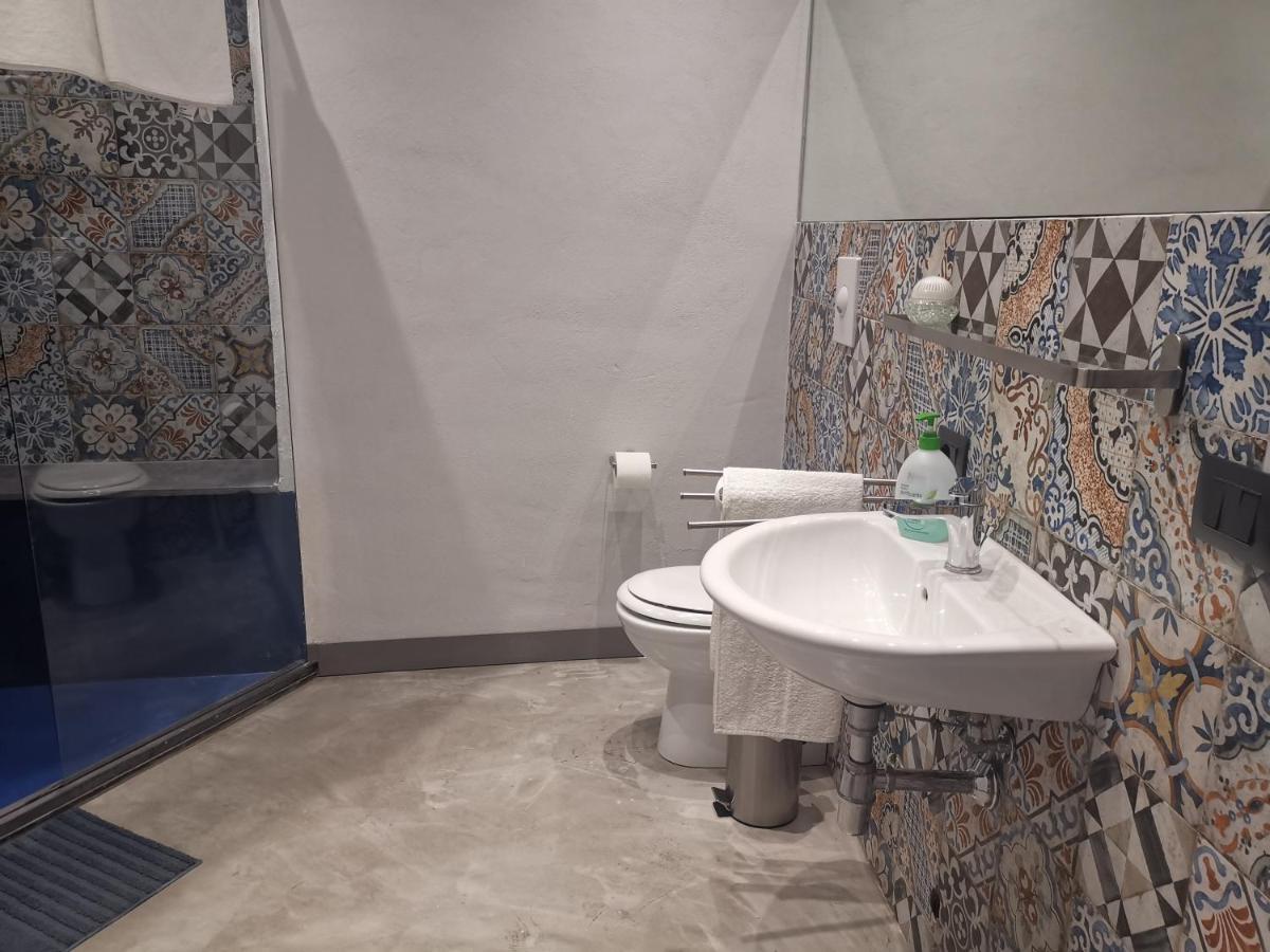 Palazzo Geremia - Le Dimore Dell'Antiquario Apartment Acireale Bagian luar foto
