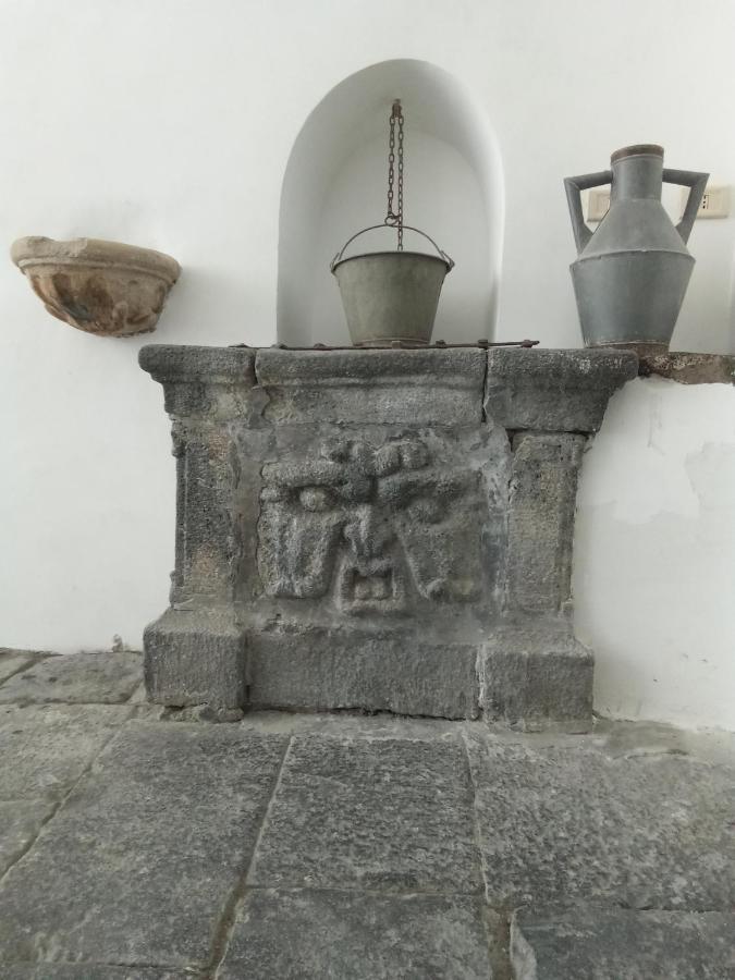 Palazzo Geremia - Le Dimore Dell'Antiquario Apartment Acireale Bagian luar foto